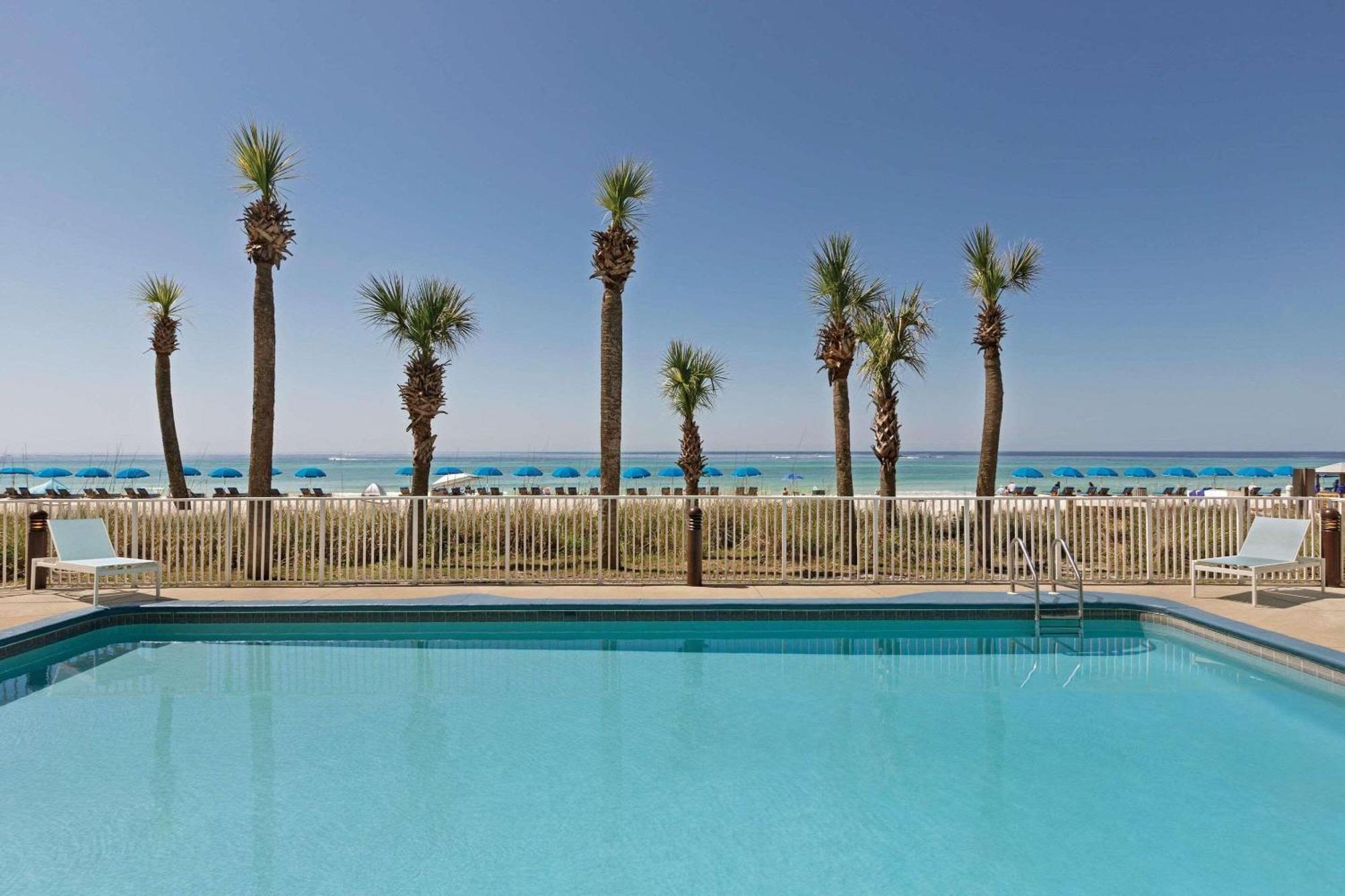 Radisson Beachfront Hotel - Панама-Сити Экстерьер фото