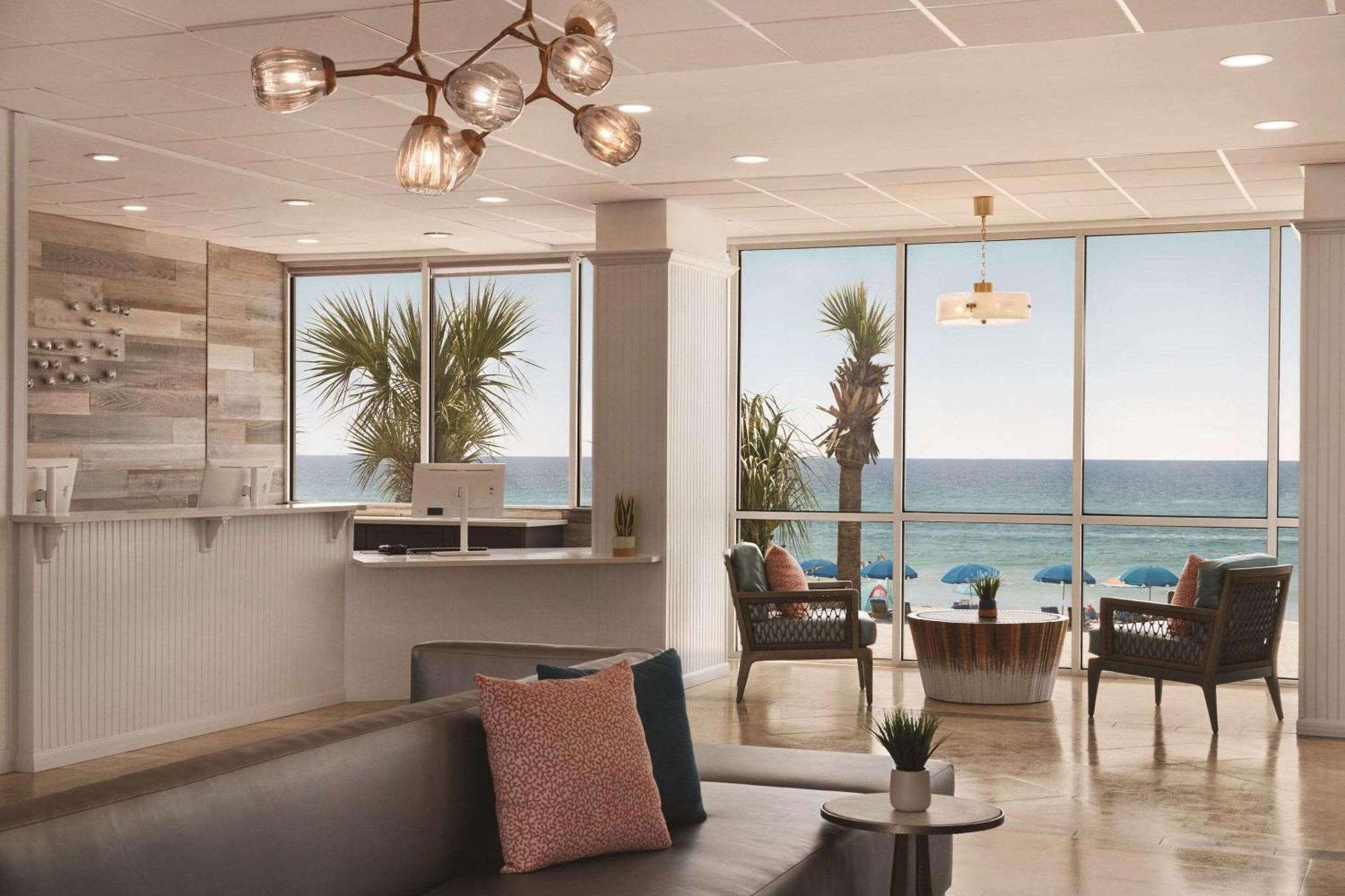 Radisson Beachfront Hotel - Панама-Сити Экстерьер фото